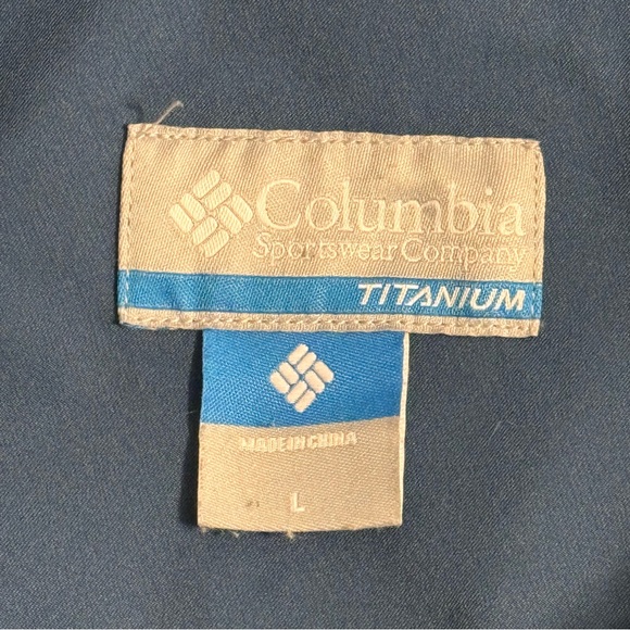 Columbia Titanium Womens L Omni Dry Waterproof Hooded Blue Jacket Shell Rain EUC - Picture 15 of 16